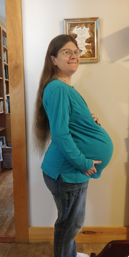 Heather Blue shirt #9, 39 weeks, 5 days